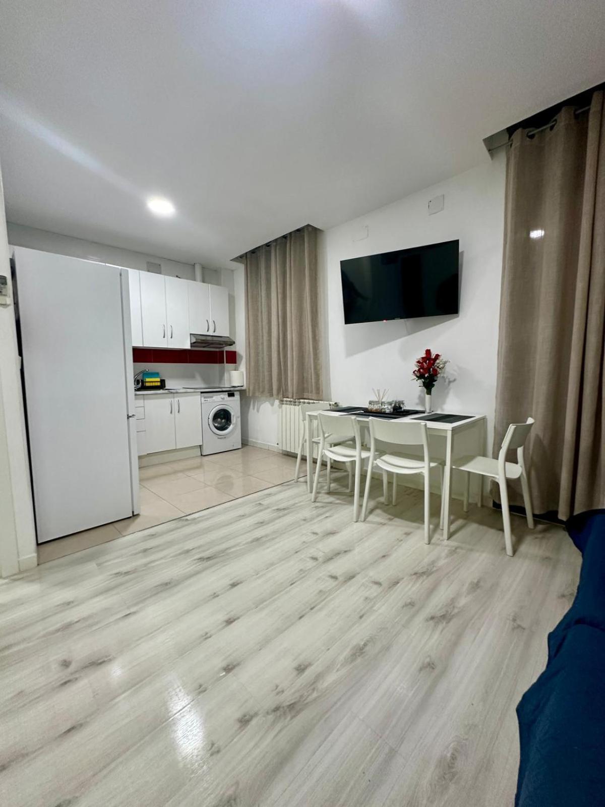 Empecinado 2 Personas Apartment Alcala de Henares Ngoại thất bức ảnh